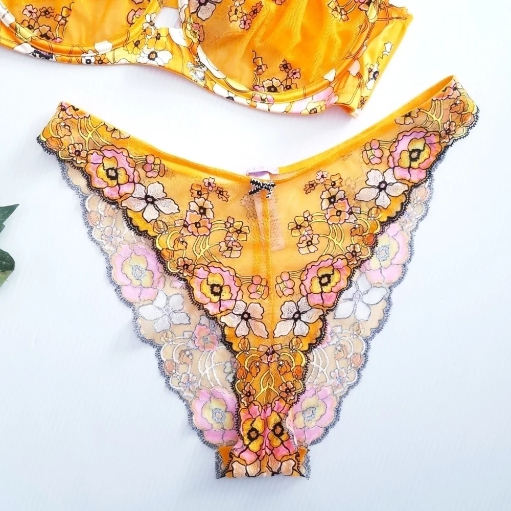 SAVAGE X FENTY Mod Poppy Bra & Panty Set 40D 1X Orange 🍊 Floral Lace